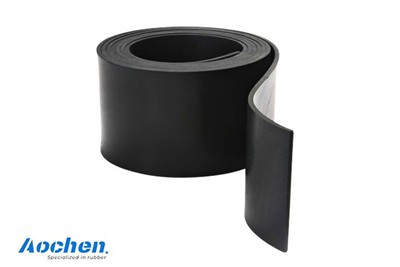 Paceļamās konveijera sistēmas ar ACS01017 grīdlīstes gumiju: daudzpusība un a...